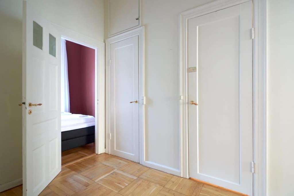 Moderen And Sleek 3Br With Bath By The Lakes And Metro Koppenhága Kültér fotó