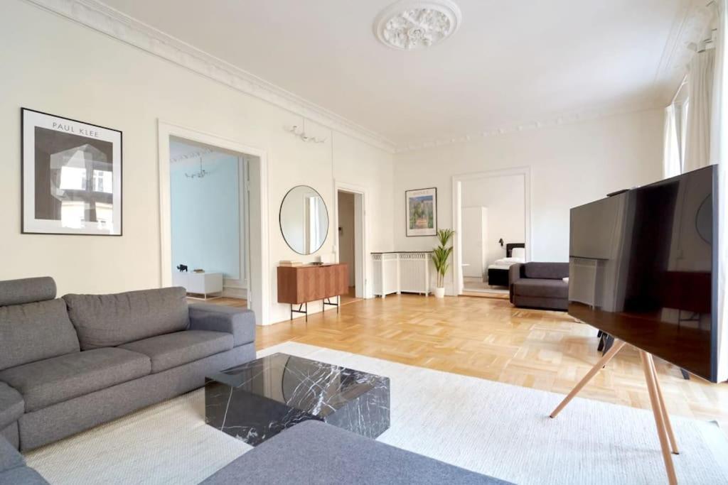 Moderen And Sleek 3Br With Bath By The Lakes And Metro Koppenhága Kültér fotó