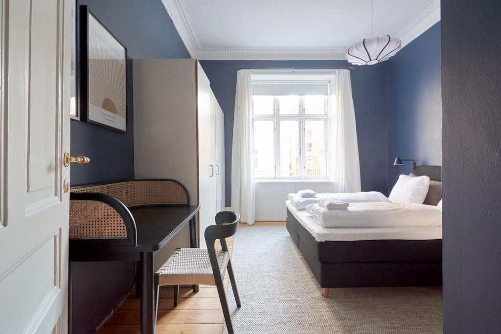 Moderen And Sleek 3Br With Bath By The Lakes And Metro Koppenhága Kültér fotó
